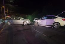 Accident în Mediaș: doi șoferi au fost transportați la spital după un impact frontal